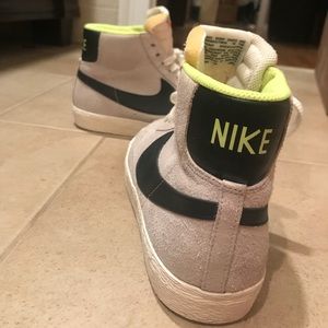 Vintage Nike Hightop Sneakers